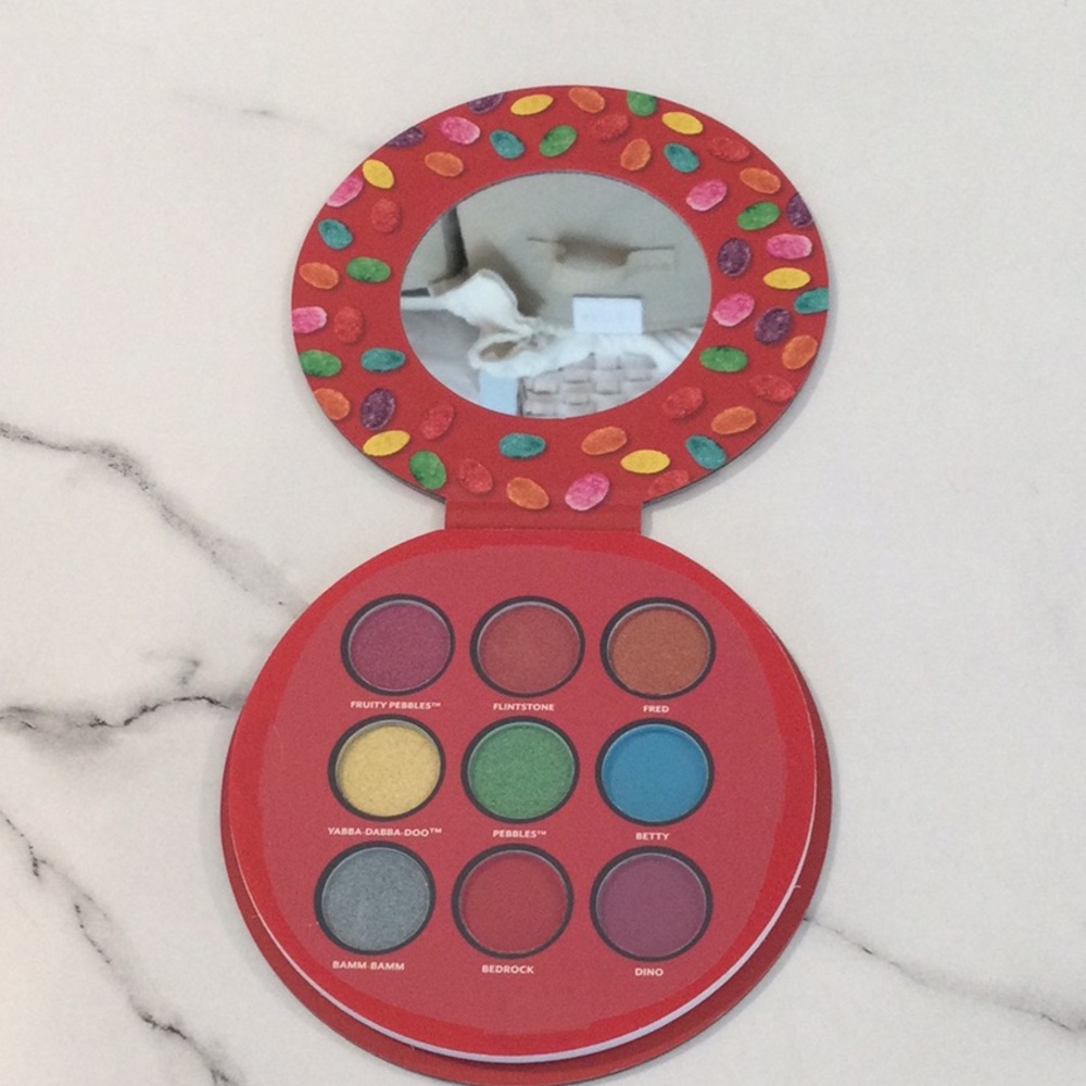 NWT Fruity Pebble Eyeshadow palette